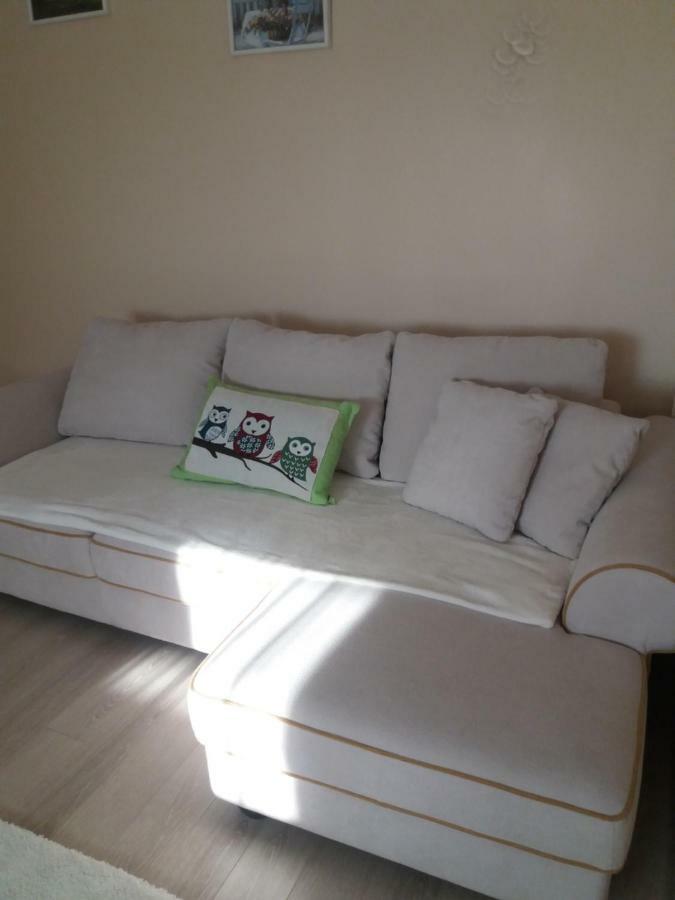 Juli'S Apartment Oradea Exteriör bild